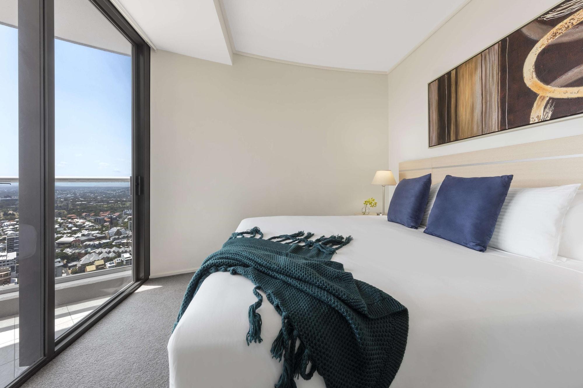 Oaks Brisbane Aurora Suites Bagian luar foto