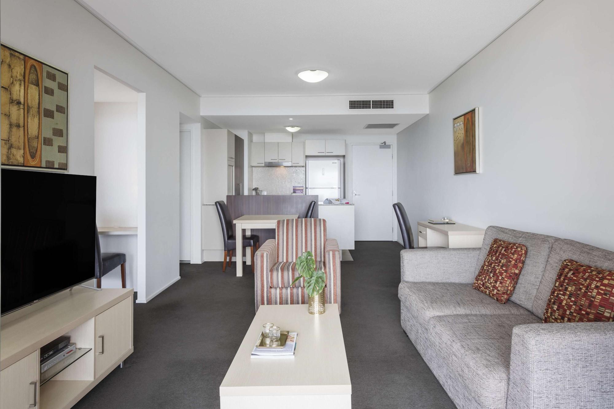 Oaks Brisbane Aurora Suites Bagian luar foto