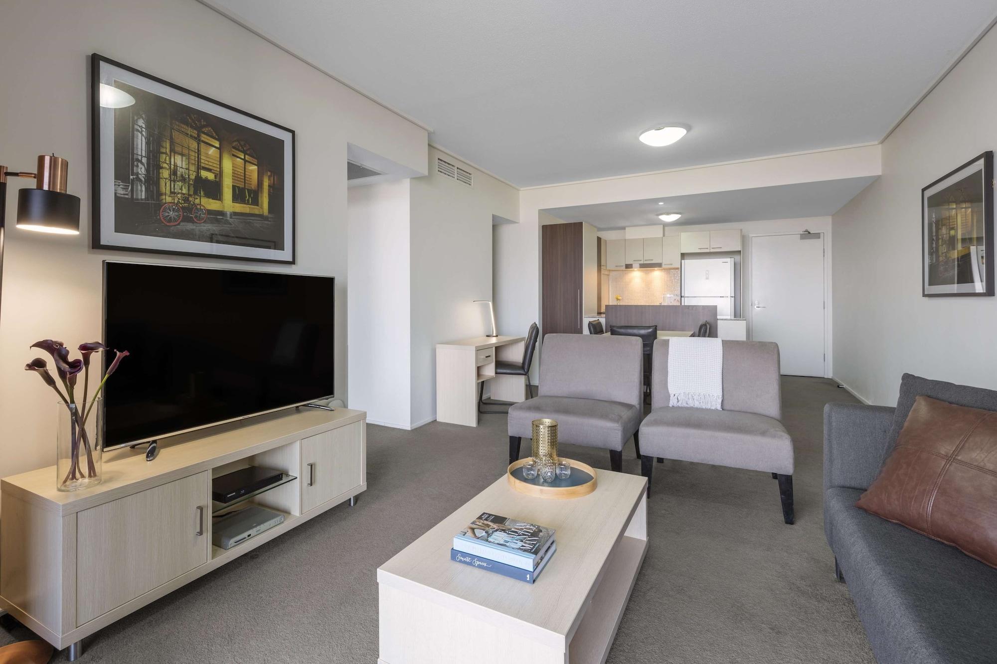 Oaks Brisbane Aurora Suites Bagian luar foto