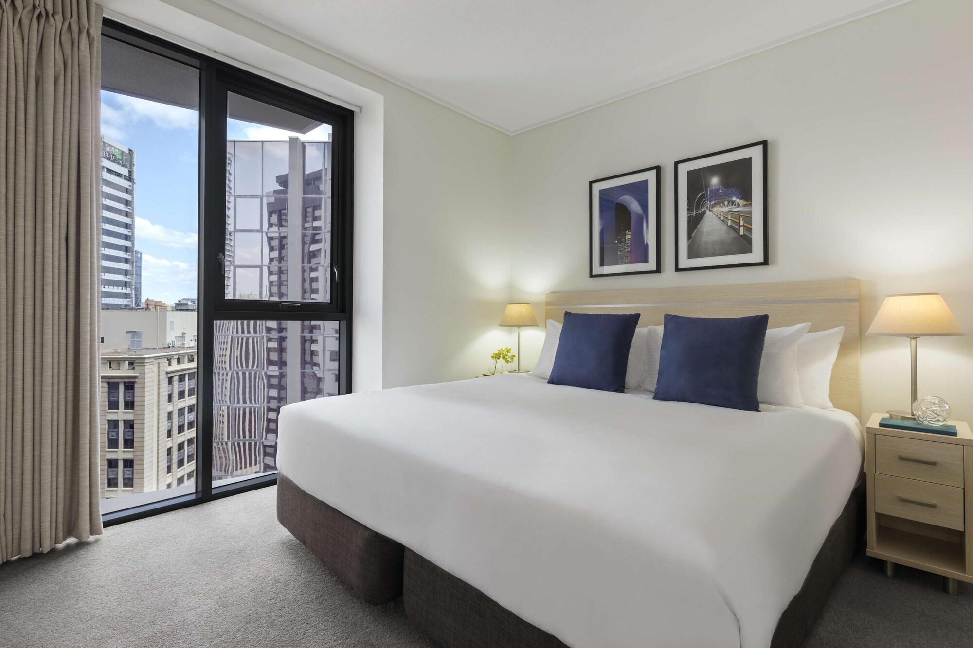 Oaks Brisbane Aurora Suites Bagian luar foto