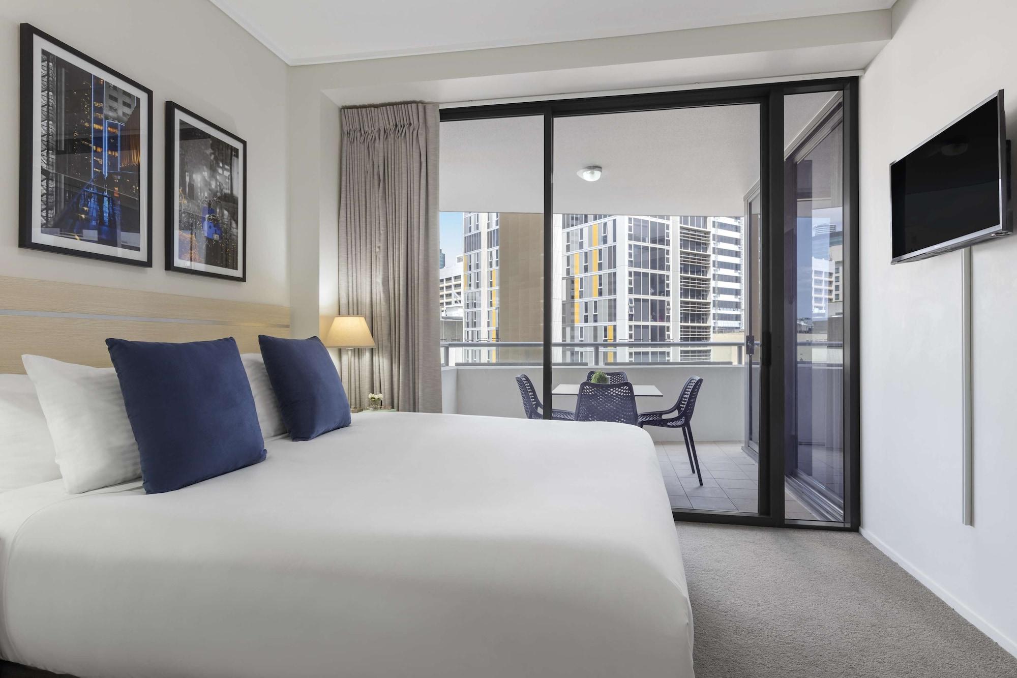 Oaks Brisbane Aurora Suites Bagian luar foto