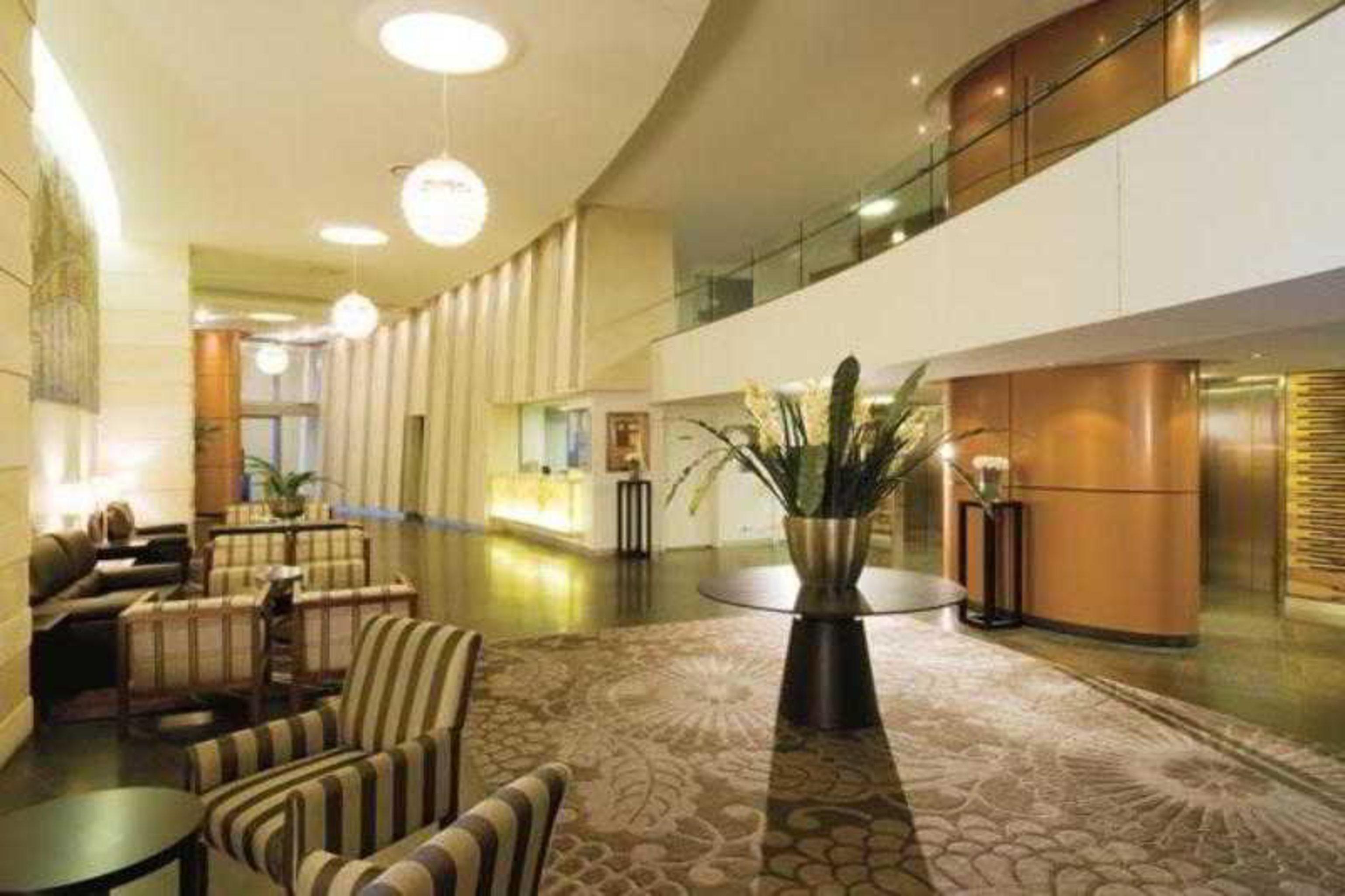 Oaks Brisbane Aurora Suites Bagian luar foto