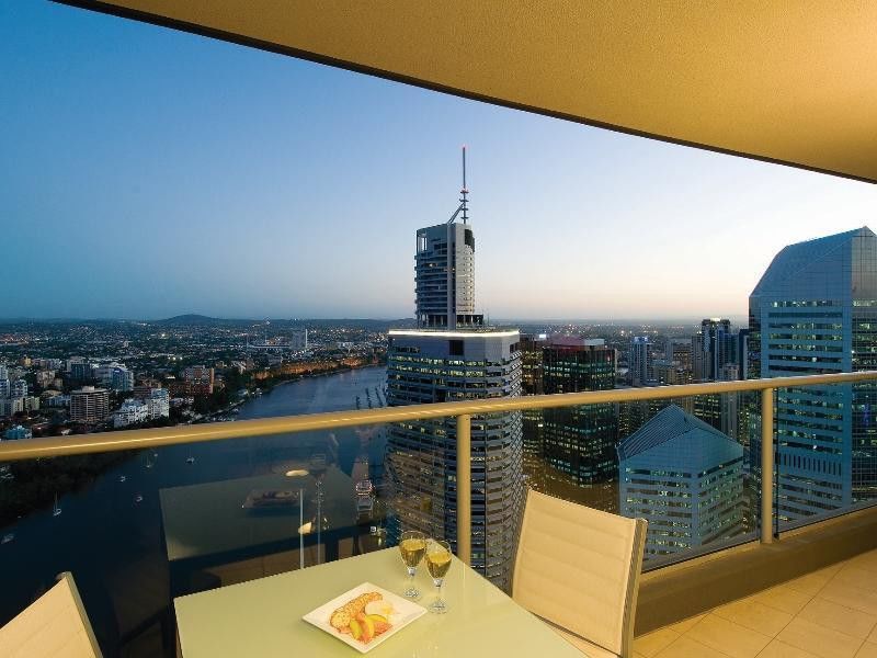 Oaks Brisbane Aurora Suites Bagian luar foto